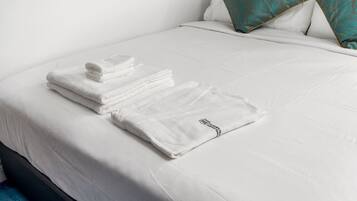 In-room safe, iron/ironing board, travel crib, free WiFi