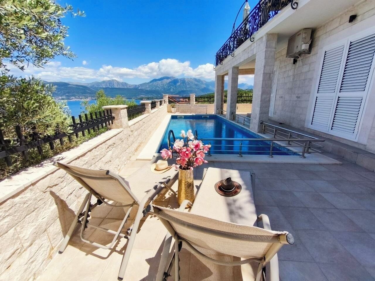 Seasonal outdoor pool
