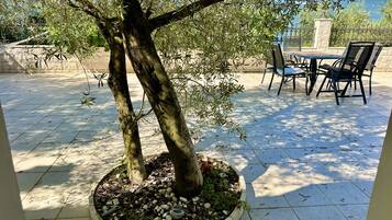 Classic Single Room, Patio, Sea View | Outdoor dining