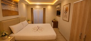Habitación Confort, balcón, vista a la ciudad | Wifi gratis 