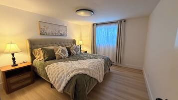 5 Schlafzimmer, Bügeleisen/Bügelbrett, WLAN, Bettwäsche