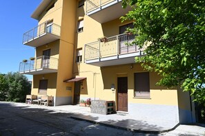 Exterior - C019 – Camerano, spacious two-bedroom apartment with wi-fi (Camerano)