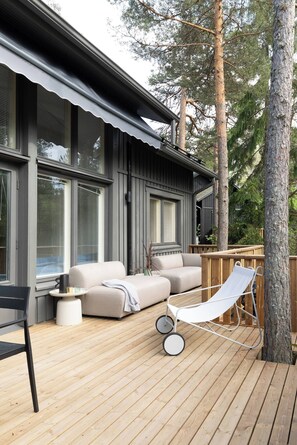 Room, 4 Bedrooms, Smoking | Terrace/patio