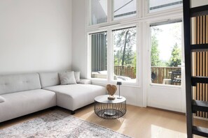 Room, 4 Bedrooms, Smoking | Living room - Room-cozy City Cottage With Sauna, hot t (Espoo)