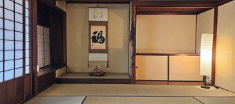 Whole House Rental - Historic Folk House Retreat｜All-Season Climate Control