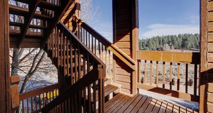 Condo close to hiking trails and base area