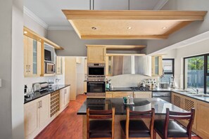 Huis, 5 slaapkamers, roken, privézwembad | Interieur