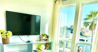 Lakefront Escape | 3BD/2BA Guesthouse in San Leon