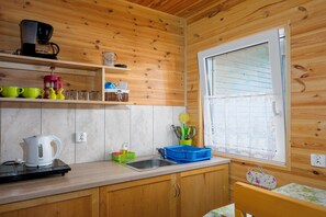 Fridge, stovetop, coffee/tea maker, toaster - Holiday homes, attractions for children (Rusinowo)