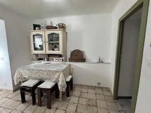Dining - Small Antiquea two steps from the station (La Spezia)