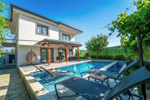 
Private Pool Villa for 8 Guests with BBQ and Fruit Garden Near Saklıkent & Kaş