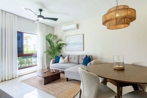 TV - First floor, 4 pools, beach nearby, and gym (Punta Cana)