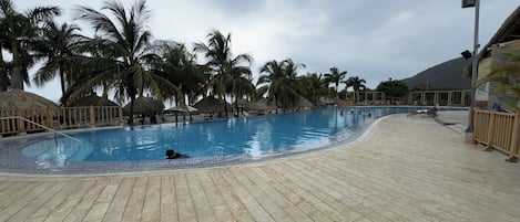 Außenpool, beheizter Pool