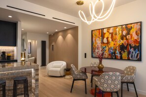 Dining - Maison Mourouzi - Luxury Living near National Garden (Athina)