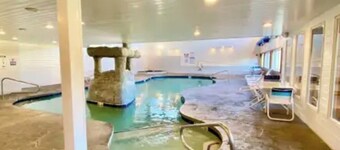 Cozy spacious two bedroom condo Wells, Maine