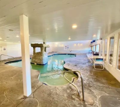 Cozy spacious two bedroom condo Wells, Maine
