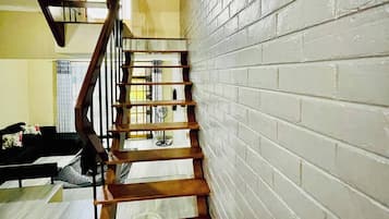 Apartment, 2 Bedrooms, Accessible, Smoking | Interior