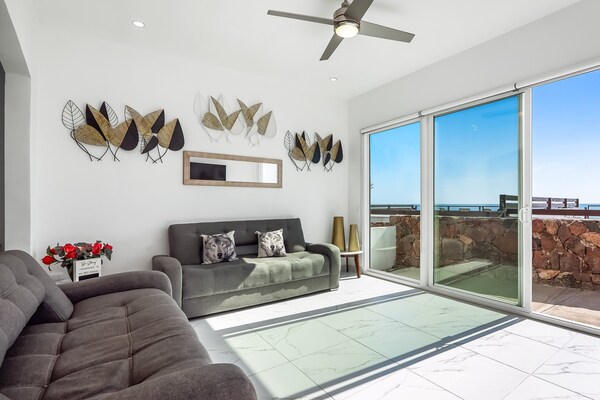 Dog-friendly Home With Heated Outdoor Pool, Hot Tub, Balcony, Rooftop Terrace - Rosarito