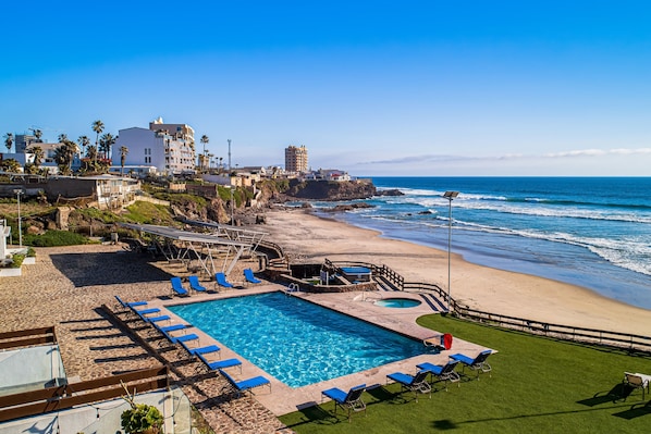 Pool - Dog-friendly Home With Heated Outdoor Pool, Hot Tub, Balcony, Rooftop Terrace (Playas de Rosarito)