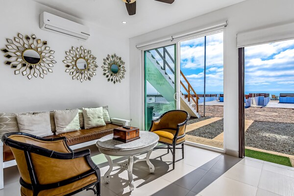 Dog-friendly Ocean-view Retreat With Pool Access Plus Rooftop Deck, Ac - Rosarito