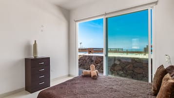 Casa, letti multipli, vista oceano parziale (Casa Marfil 26 - Playa Arcangel) | 3 camere, con stile personalizzato, con arredamento individuale