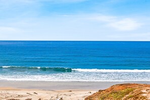Beach nearby - Tropical Retreat With Ocean Views - Steps From the Sand With Alfresco Dining (Playas de Rosarito)