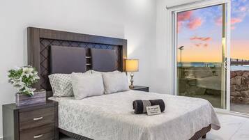 Casa, letti multipli, patio, vista oceano parziale (Casa Calcata 21 - Playa Arcangel) | 3 camere, con stile personalizzato, con arredamento individuale