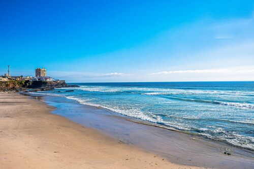 Dog-friendly Home With Partial Ocean View, Heated Pool, Rooftop Terrace