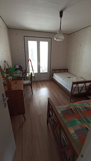Room - Vacation home 200 m from Damgan beach - Garden and veranda (Damgan)