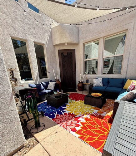 Adobe townhome in the artistic village of Tubac and near the Tubac Golf Resort.