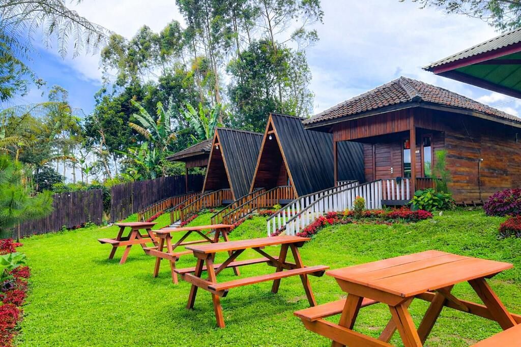 Villa, Garden View | Outdoor dining