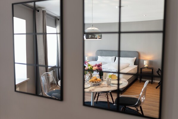 Interior - Elegant apartment in the old town near the planetarium (Wackersberg)