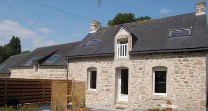 La Bruyère, charmant gîte idéale pour se détendre.
Peux accueillir 5 personnes.