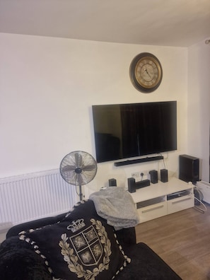 Apartment, 1 Bedroom, Accessible, Balcony | Living area - Wembley Stadium View Luxury Apartment (London)