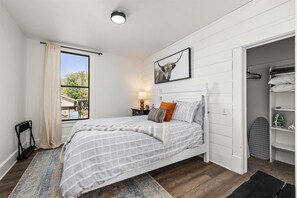 Iron/ironing board, travel crib, internet, bed sheets