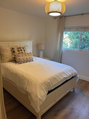 Room - The Terrace House - Beautiful 3-bedroom house in Los Angeles (Los Angeles)