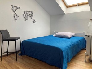 Iron/ironing board, free WiFi, bed sheets - Cozy flat close city center (Linz)