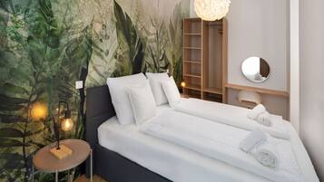 1 Schlafzimmer, Schreibtisch, Bügeleisen/Bügelbrett, Reisekinderbett