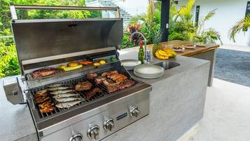 BBQ/picnic area