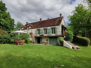 Exterior - Bed & Breakfast Chez Mon Reve (Éguzon-Chantôme)