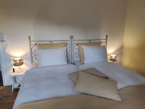 Soundproofing, free WiFi - Bed & Breakfast Chez Mon Reve (Éguzon-Chantôme)