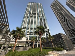 Exterior - Heaven's Dreams Peninsula 3 Business Bay (Dubai)