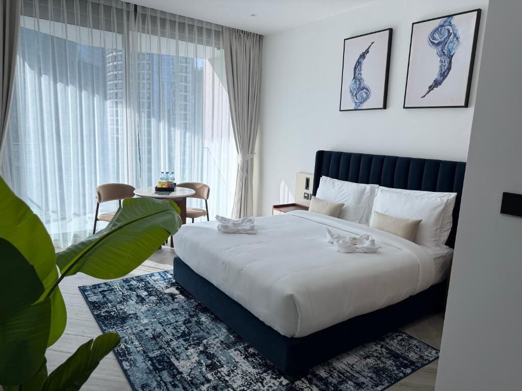 Studio, Balcony, City View | In-room safe, soundproofing, iron/ironing board, free WiFi