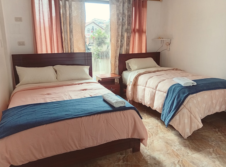 Acogedora N La Area Urbana D Cuenca Para + D 7 Personas Sector Puertas Dl - Cuenca
