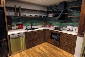 Luxury Studio | Private kitchen | Fridge, microwave, oven, stovetop - Hanoi AN Residence (Van Mieu - Quoc Tu Giam)