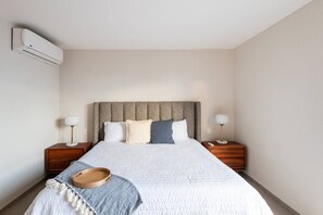 Free WiFi, bed sheets - 201-A (Puerto Vallarta)