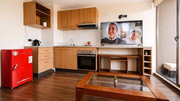 Comfort Apartment, Balcony, Mountain View | Living area