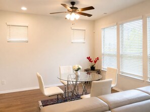 Dining - 3BR Houston home near NRG World Cup & Med Center (Houston)