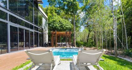 Luxury Jungle Villa - 4 Bedrooms - Private Pool and Cenote in a gated community