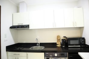 Private kitchen - Skysea luxury studio (Red Sea Governorate)